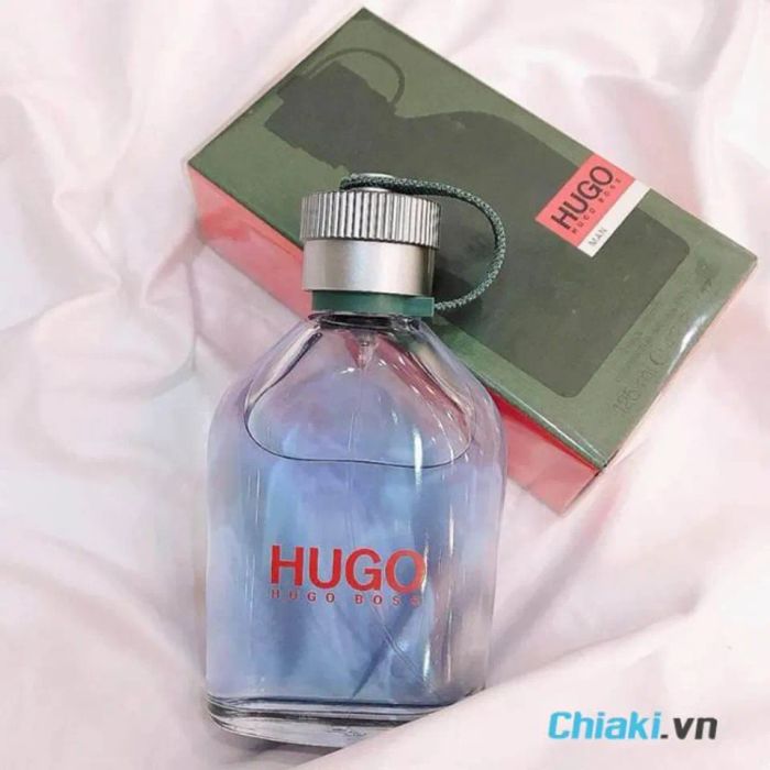 Nước hoa nam màu xanh dương Hugo Boss Hugo Man