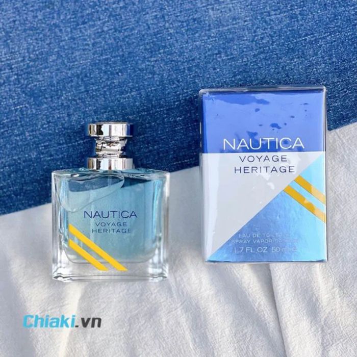 Nước hoa màu xanh cho nam Nautica Voyage Heritage