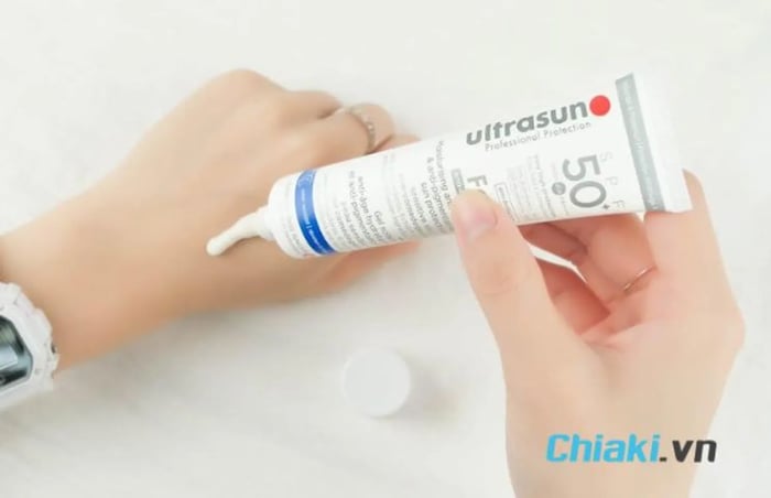 Cách sử dụng kem chống nắng Ultrasun