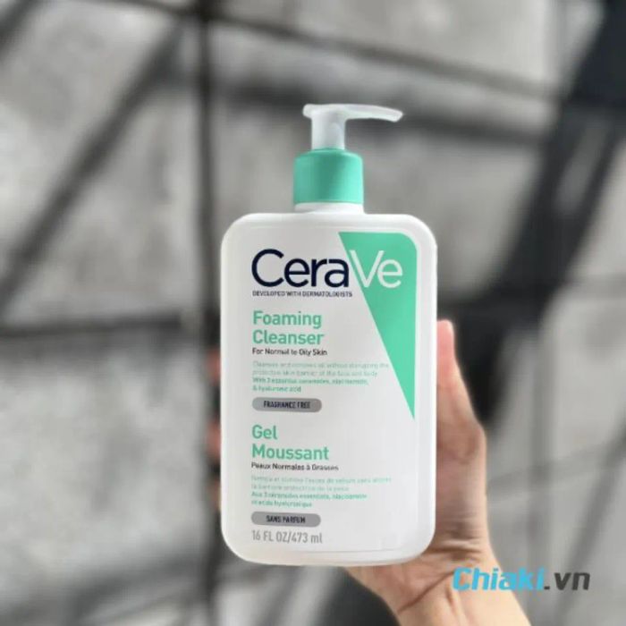 Sữa rửa mặt dạng gel CeraVe