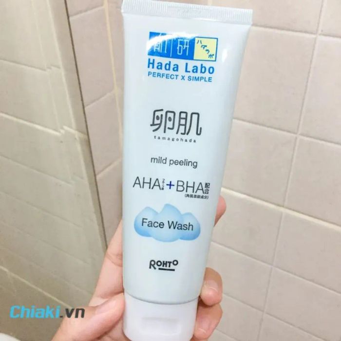 Sữa rửa mặt AHA + BHA Hada Lab