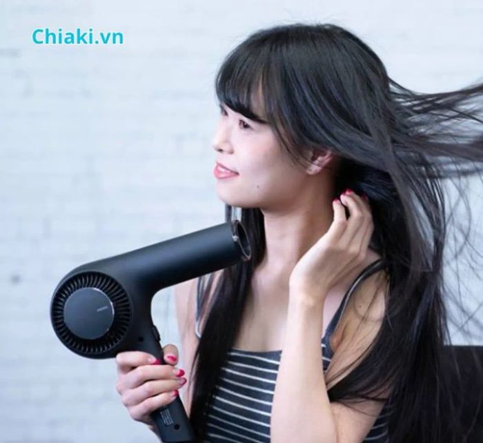 Máy sấy tóc bổ sung ion âm Professional Tescom NNIB19