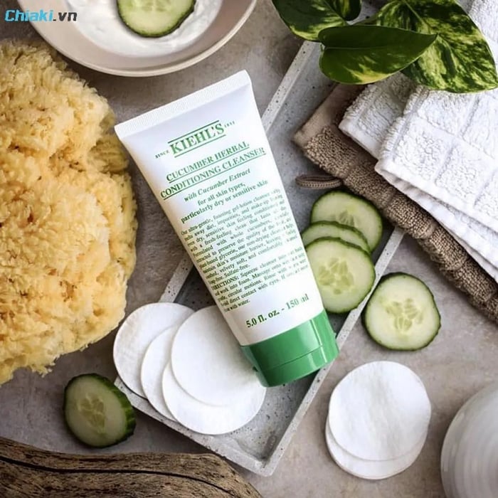 Sữa rửa mặt dưa leo Kiehl's Cucumber Herbal Conditioning Cleanser an toàn và nhẹ nhàng