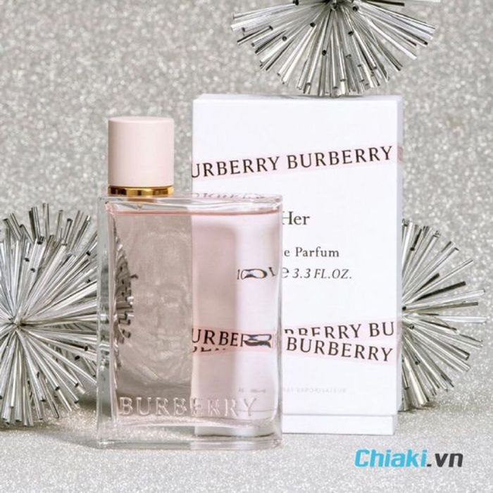 Nước hoa hương hoa nhài Burberry Her Eau de Parfum