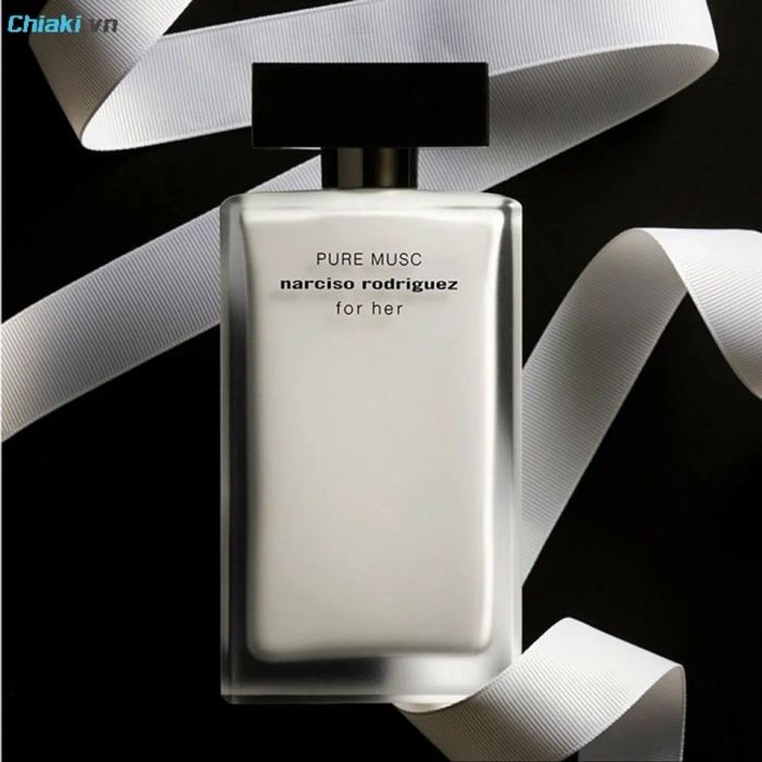 Nước hoa Narciso Rodriguez Pure Musc For Her xạ hương quyến rũ