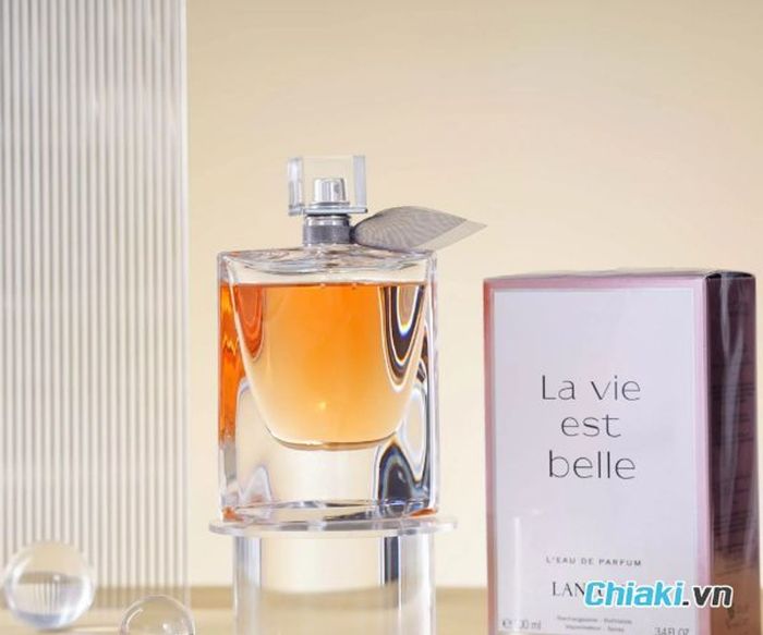 Nước hoa hương vani Lancôme La Vie Est Belle