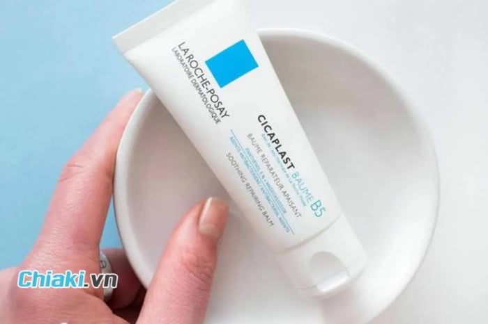 Kem dưỡng ẩm làm trắng da cho da khô nhạy cảm La Roche-Posay Cicaplast Baume B5