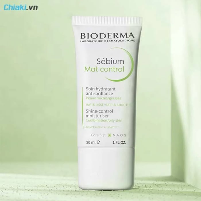 Kem dưỡng da Bioderma xanh Mat Control kiềm dầu, giảm mụn