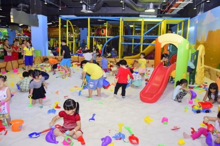 Tiniworld có khu vui chơi Playland.