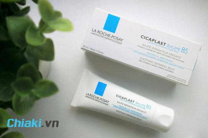 Kem dưỡng ẩm cho da mặt khô La Roche Posay Baume B5