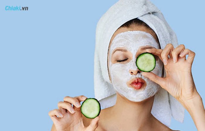 Da mặt bị cháy nắng làm thế nào để làm trắng lại? 8 cách phục hồi da hiệu quả