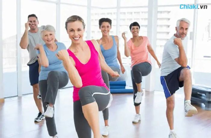 Tập Aerobic giảm cân và giảm đau bệnh mãn tính