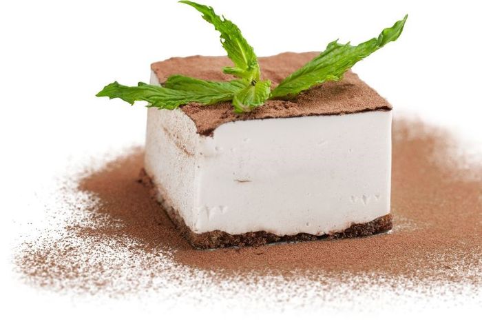 Tiramisu yến mạch, đậu hũ (Ảnh: Canva)