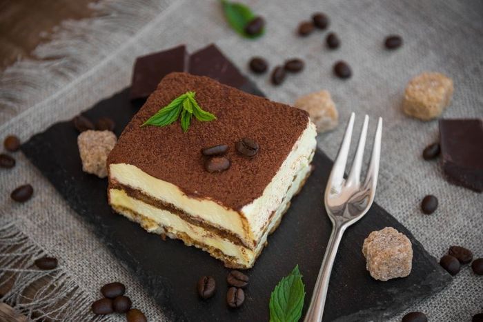 Tiramisu yến mạch để qua đêm (Ảnh: Canva)