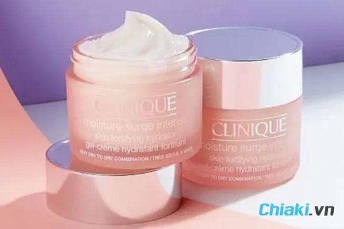 Kem Dưỡng Ẩm Cường Độ Cao Clinique Moisture Surge Intense Skin Fortifying Hydrator