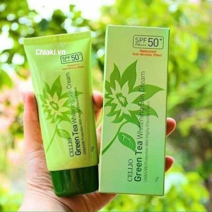 <strong>Kem chống nắng Cellio xanh Green Tea Whitening Sun Cream SPF50+ PA+++</strong>