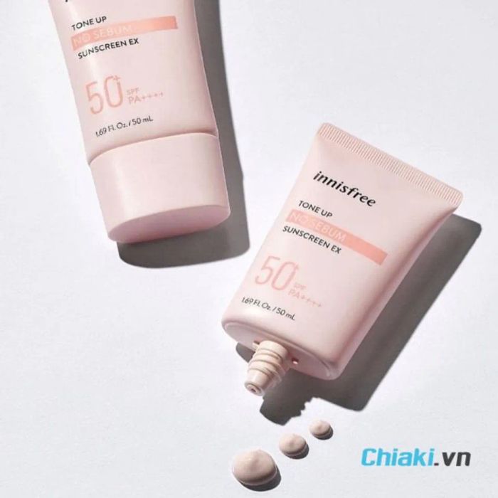 Kem chống nắng chống ánh sáng xanh cho da dầu Innisfree Tone Up