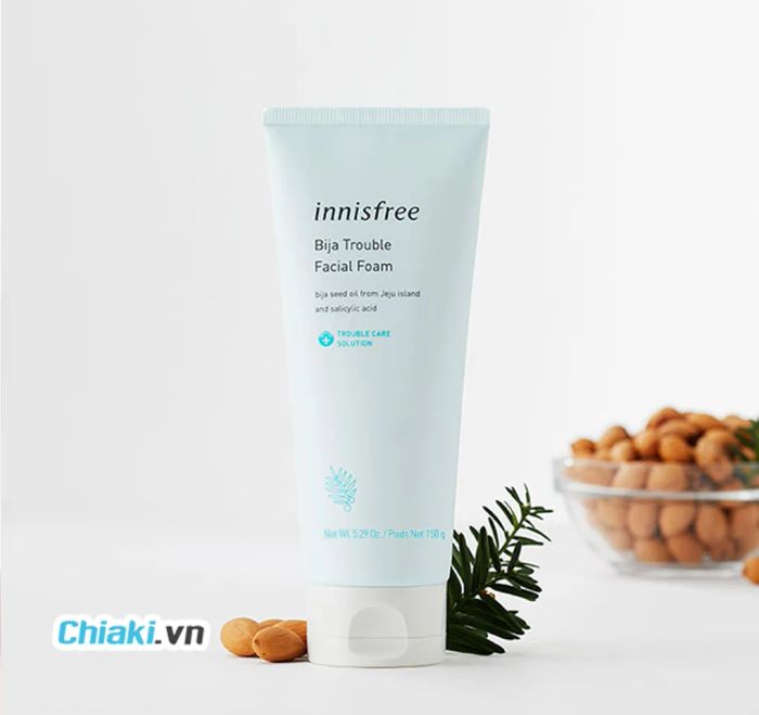 Sữa rửa mặt Innisfree dành cho da khô và mụn Bija Trouble Facial Foam