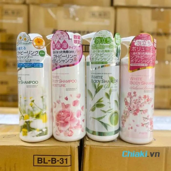 Sữa tắm trắng da cho nam của Nhật Manis White Body Shampoo