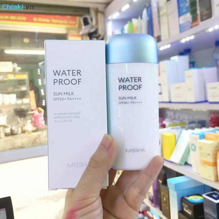 Kem chống nắng Missha Waterproof chống nước màu xanh dương SPF50+ / PA+++