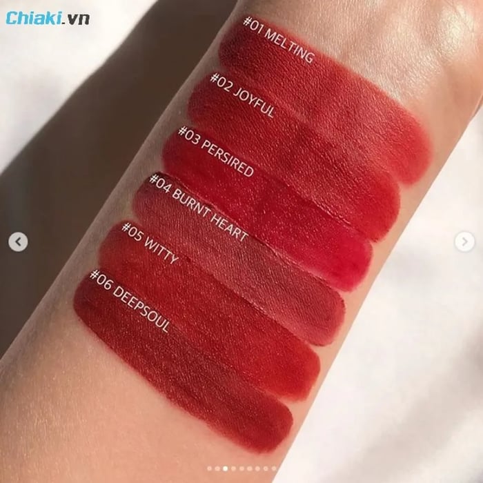 Bảng màu son kem lì Romand Zero Velvet Tint được swatch trên tay