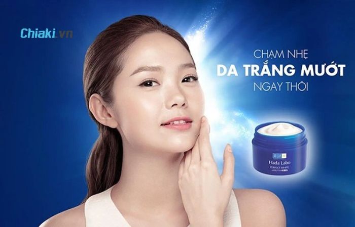 Kem dưỡng trắng da mờ thâm nám Hada Labo Shirojyun Medicated Whitening