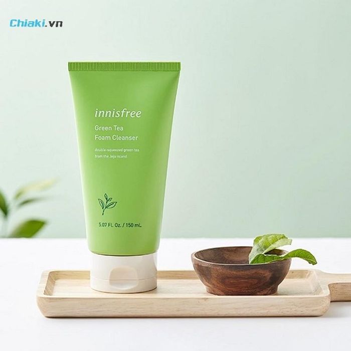 Sữa rửa mặt trà xanh Innisfree Green Tea Cleansing Foam