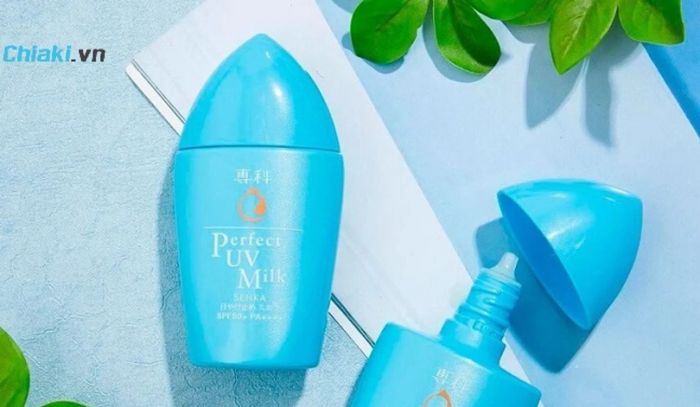 Kem Chống Nắng và Dưỡng Trắng Da Senka Perfect UV Milk SPF50