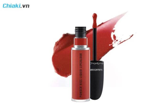 son đỏ berry Mac Powder Kiss Liquid Lipcolour 991 màu đỏ gạch