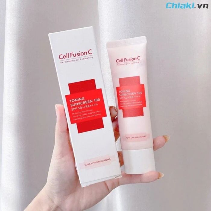 Kem chống nắng cho da dầu mụn nhạy cảm Cell Fusion C Toning Sunscreen 100 SPF50+ PA+++