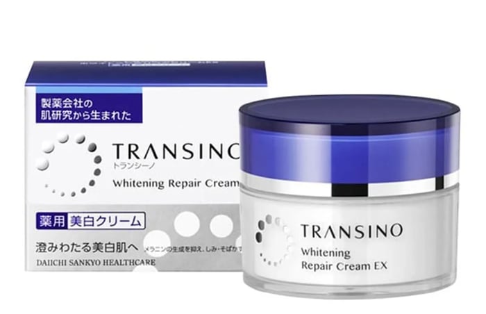 kem dưỡng trắng da ban đêm Transino Whitening Repair Cream của Nhật Bản