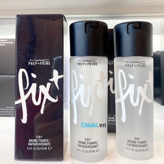 Xịt khoáng giữ lớp trang điểm Mac Prep + Prime Fix