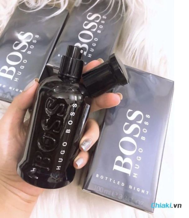 Nước hoa Lavender Hugo Boss EDT phát tán hương trong phạm vi ít hơn 1m