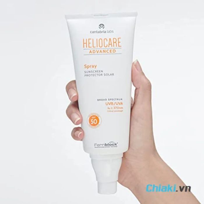 Xịt chống nắng Heliocare Advanced Spray