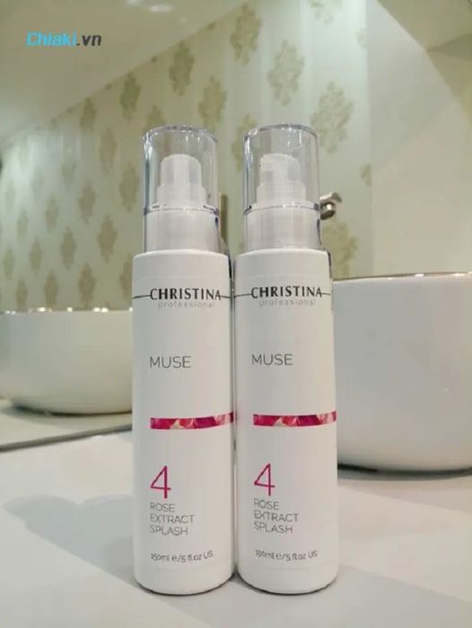 Xịt khoáng giúp giữ lớp trang điểm Christina Muse 4 Rose Extract Splash
