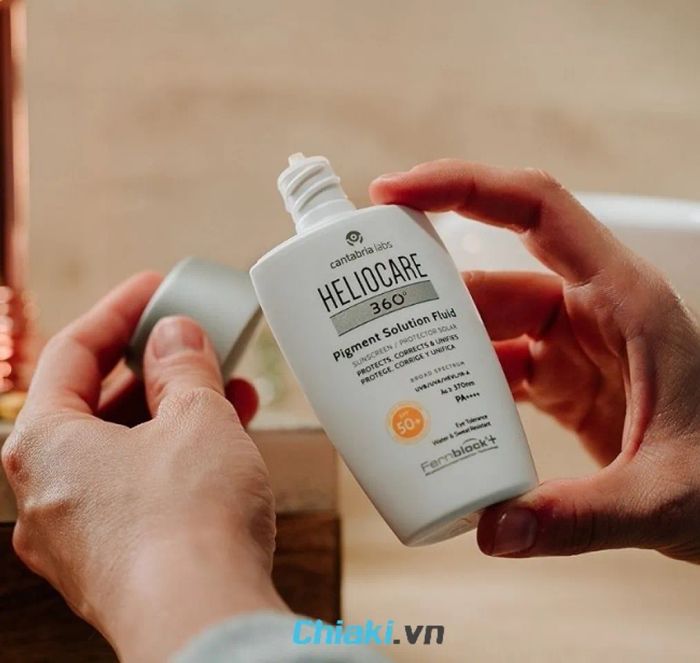 Kem chống nắng dành cho da dầu tuổi dậy thì Heliocare 360 Pigment Solution