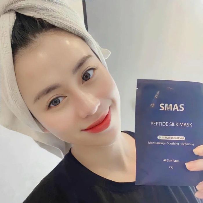 Mặt nạ dưỡng da cấp ẩm Smas Peptide Silk Mask