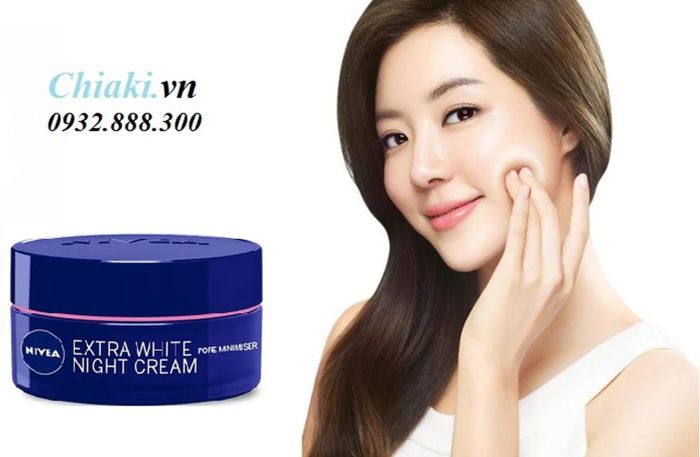 Kem dưỡng da ban đêm Nivea dưỡng da trắng sáng