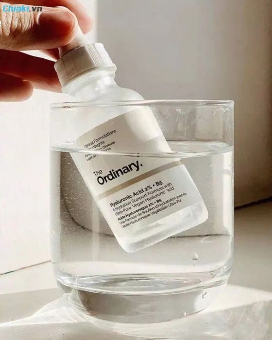 Serum Hyaluronic Acid 2% + B5 của The Ordinary được đánh giá là loại serum HA tốt nhất