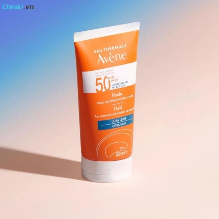 Ưu điểm và nhược điểm của kem chống nắng Avene Very High Protection SPF50+ cho da thường