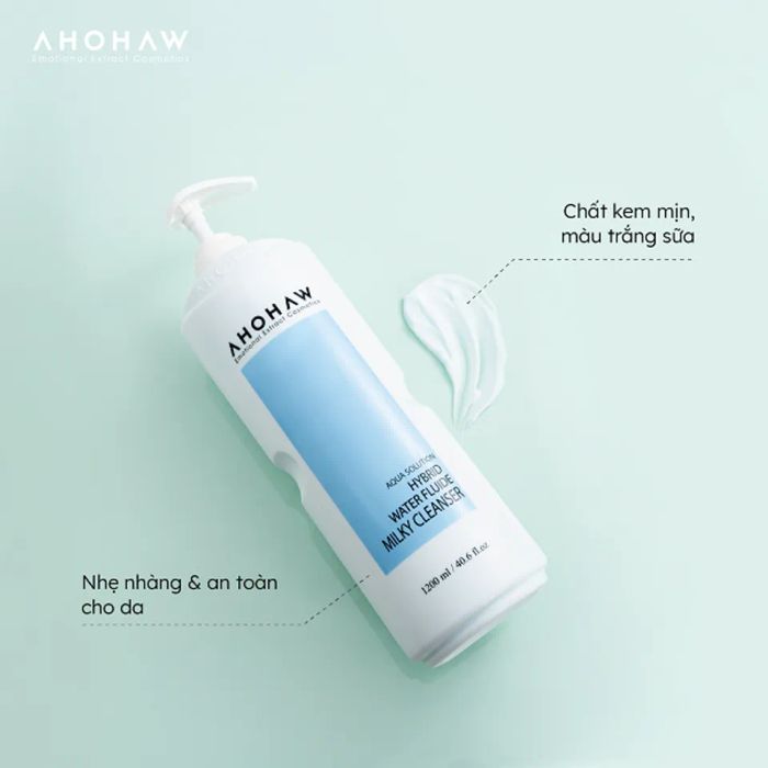 Sữa rửa mặt tẩy tế bào chết dành cho da dầu Ahohaw Hybrid Water Milky Cleanser