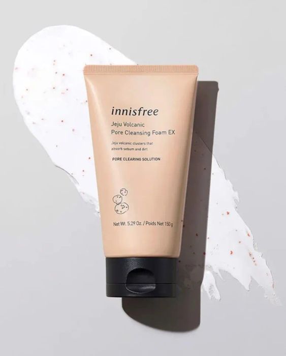 Sữa rửa mặt chăm sóc da mụn ẩn đầu đen Innisfree Jeju Volcanic Pore Cleansing Foam