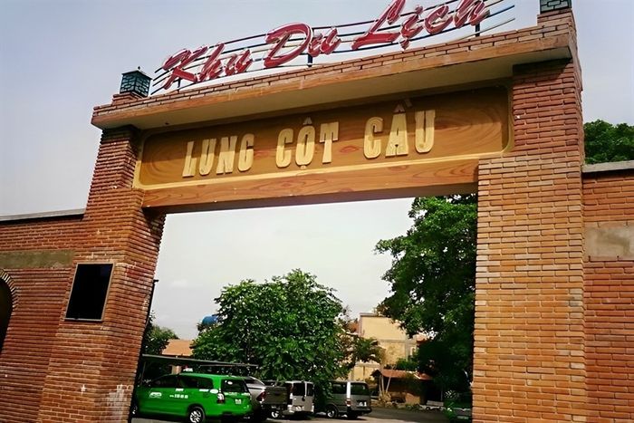 Khám phá văn hóa Óc Eo tại Lung Cột Cầu Cần Thơ