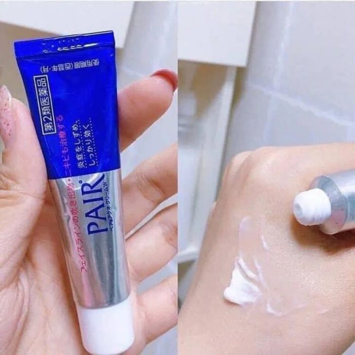 Kem trị mụn ẩn Lion Pair Acne Cream từ Nhật Bản