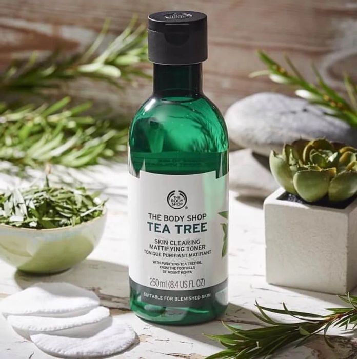 Sữa rửa mặt tràm trà The Body Shop