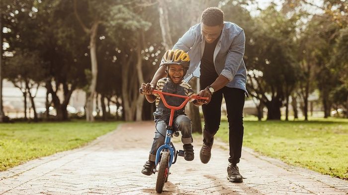 Trẻ em thường cố gắng học hỏi và thử nghiệm những điều mới. Nguồn ảnh: Today’s Parent