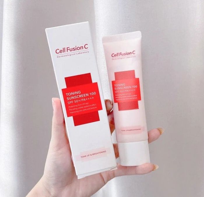 Kem chống nắng Cell Fusion C Toning Sunscreen 100