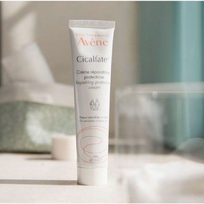 Kem dưỡng phục hồi Avene Cicalfate