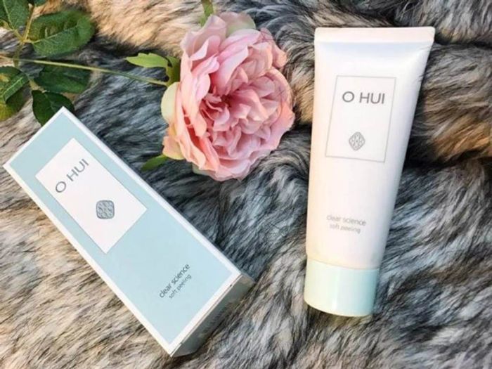 Gel Tẩy da chết Hàn Quốc Ohui Clear Science Soft Peeling