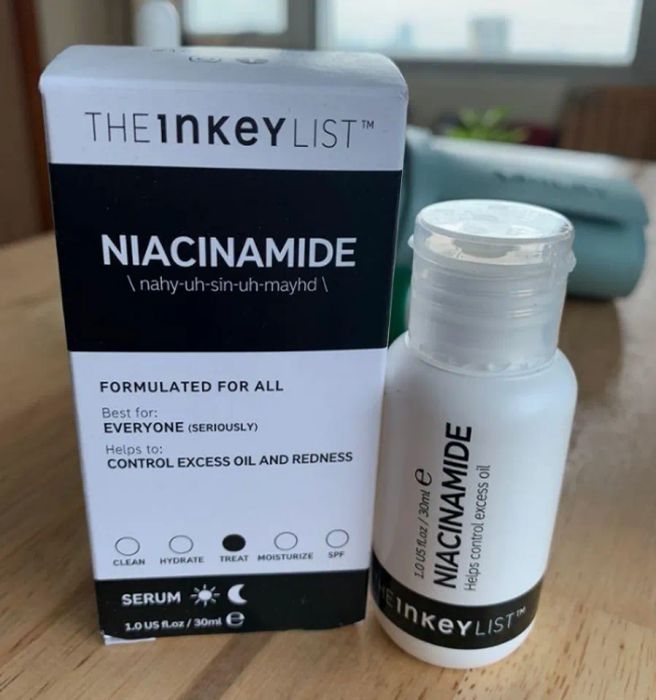 Serum mờ thâm cho da dầu mụn từ The Inkey